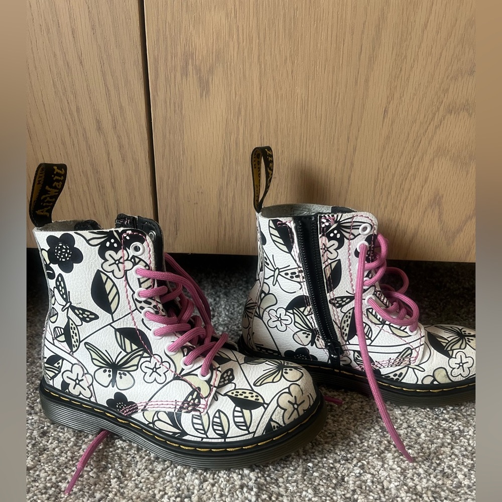 Dr. Martens Kids Boots